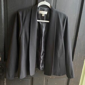 Kasper Women's Elegant Black Suit Jacket